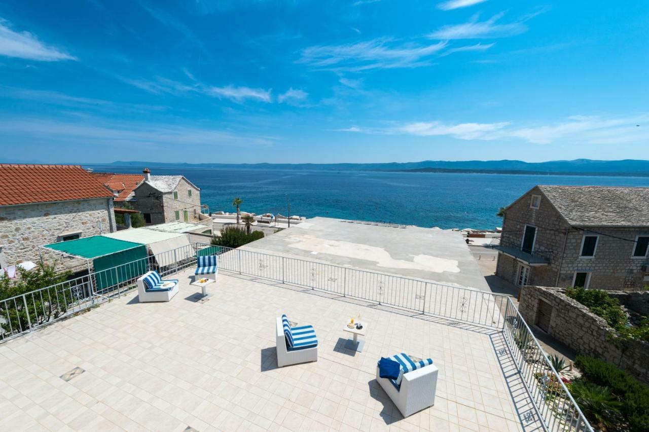 Riva Rooms Bol Exterior foto