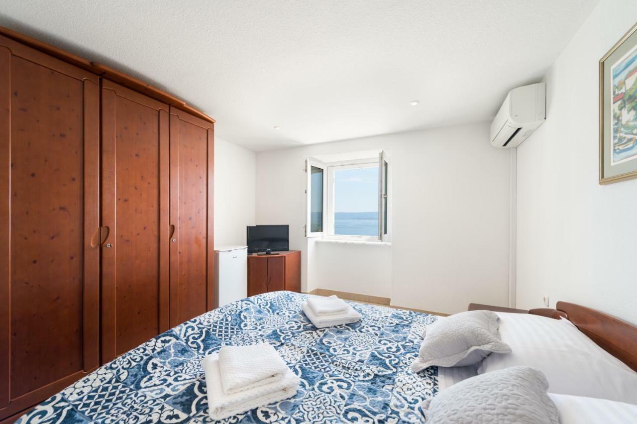 Riva Rooms Bol Exterior foto