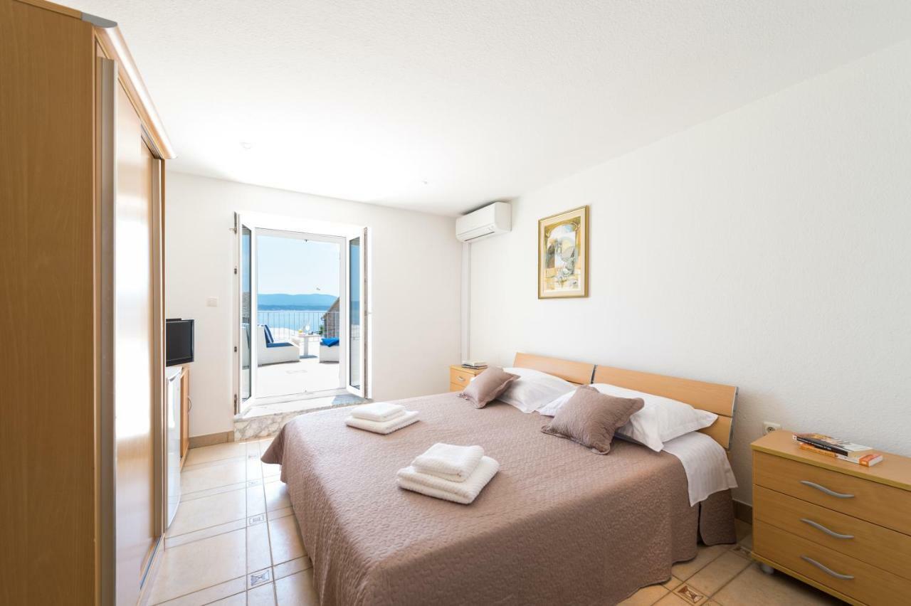 Riva Rooms Bol Exterior foto